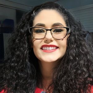 Meet your Posher, Veronica